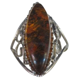 Beautiful Vintage Amber Ring Beautiful Vintage Amber Ring