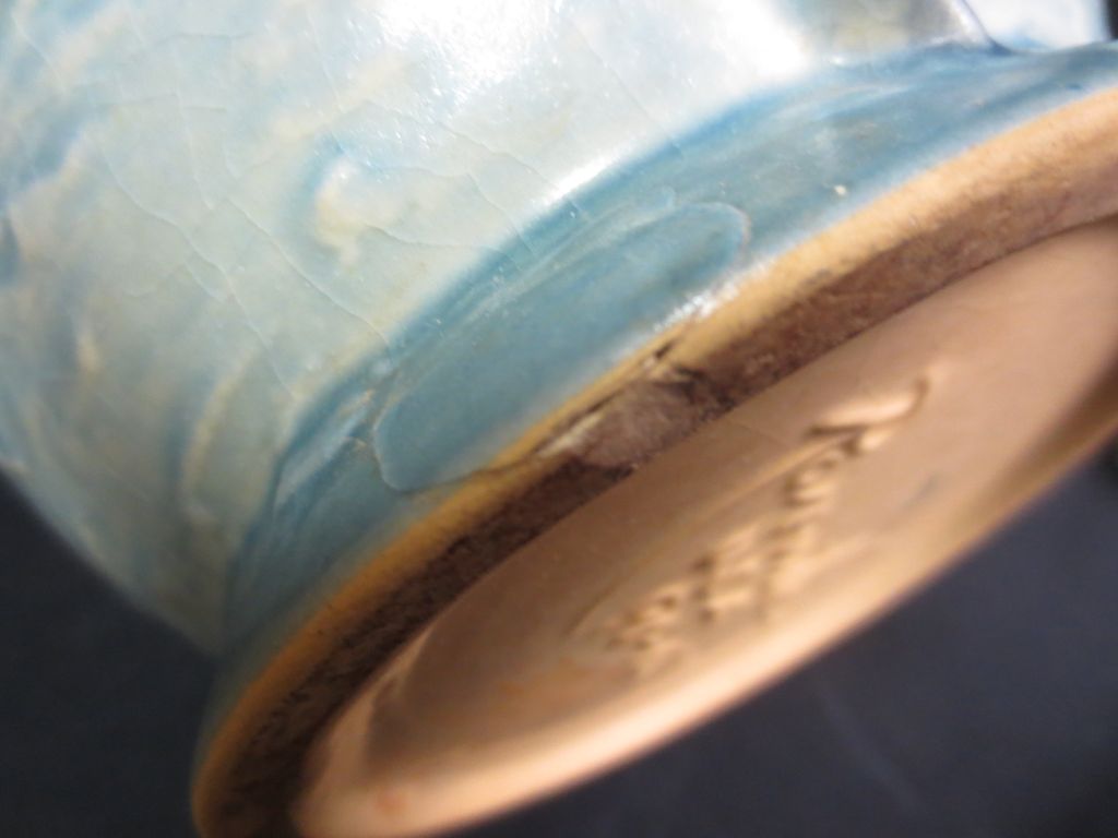 Roseville Magnolia Vase #96-12 Roseville Magnolia Vase #96-12