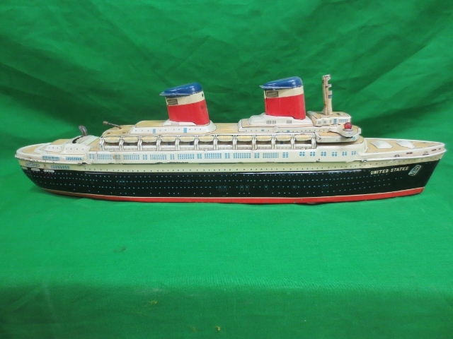 Vintage Marx SS United States Battery Operated Tin Toy Ship Japan Vintage Marx SS United States Battery Operated Tin Toy Ship Japan