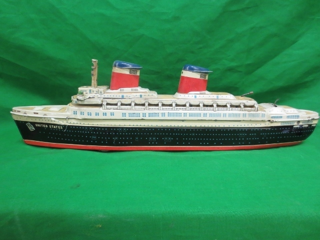 Vintage Marx SS United States Battery Operated Tin Toy Ship Japan Vintage Marx SS United States Battery Operated Tin Toy Ship Japan