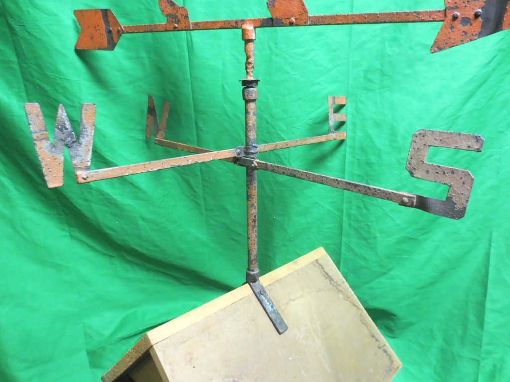 Antique Antique Weathervane of Cocker Spaniel Dog in Original Paint Made ofSheet Metal Antique Antique Weathervane of Cocker Spaniel Dog in Original Paint Made ofSheet Metal