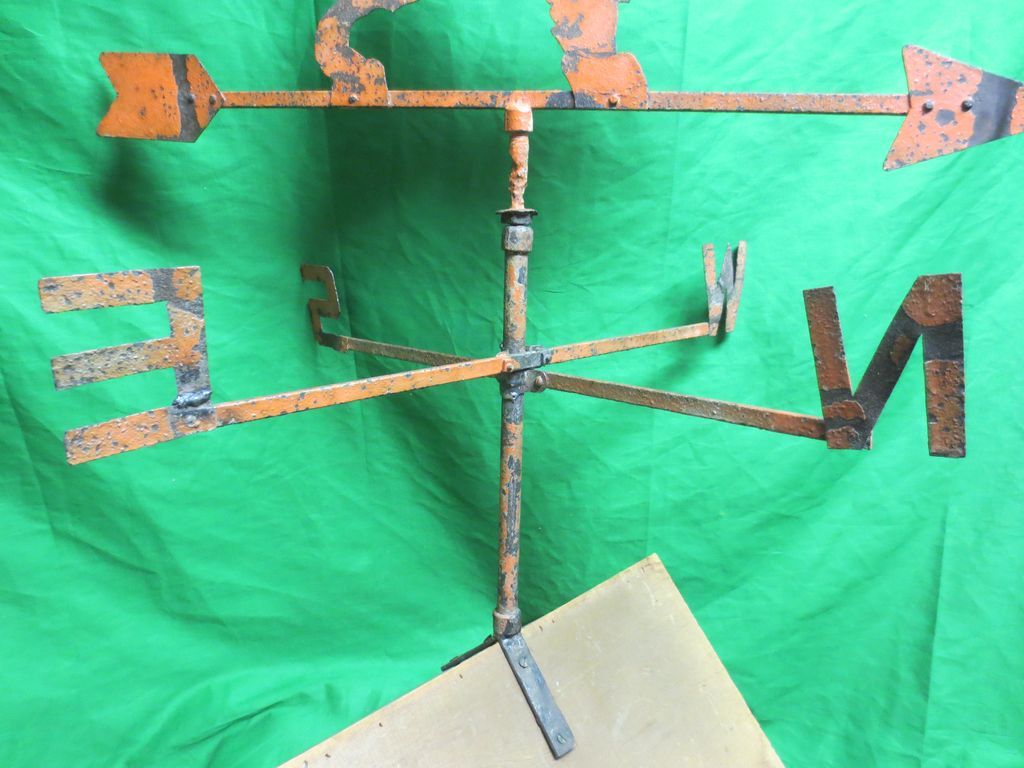 Antique Antique Weathervane of Cocker Spaniel Dog in Original Paint Made ofSheet Metal Antique Antique Weathervane of Cocker Spaniel Dog in Original Paint Made ofSheet Metal