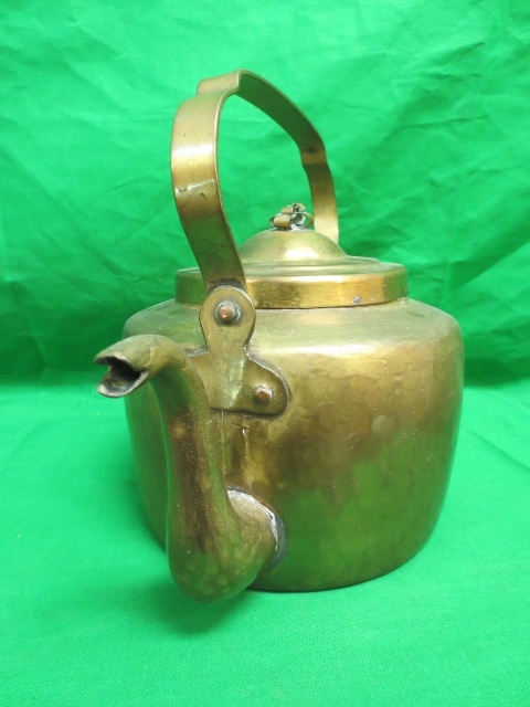 Antique Dovetailed Brass Teapot Antique Dovetailed Brass Teapot