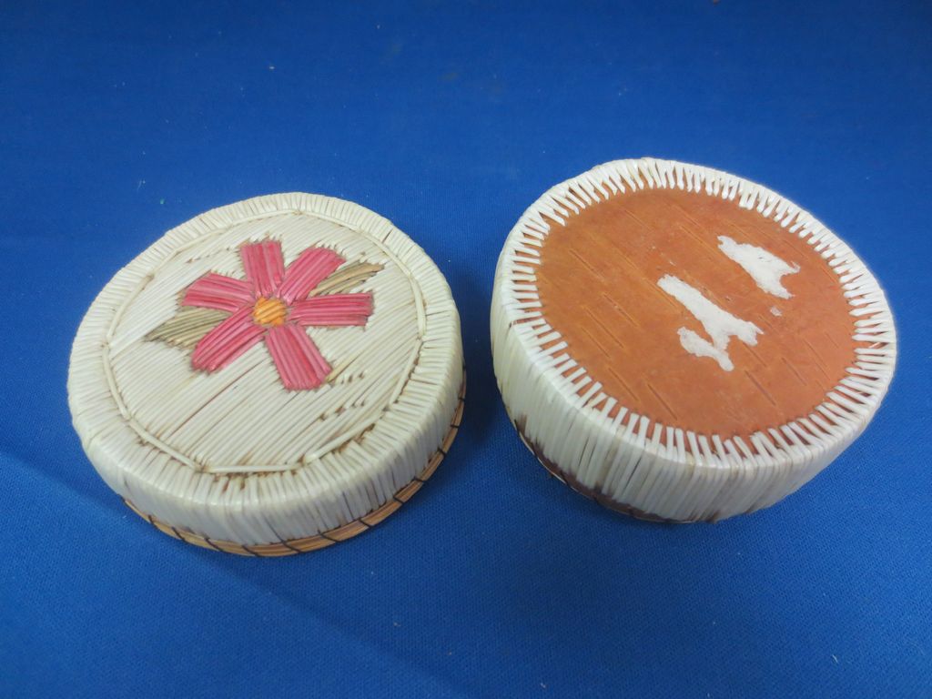 Six Nations Porcupine Quill Trinket or Jewelry Box Six Nations Porcupine Quill Trinket or Jewelry Box