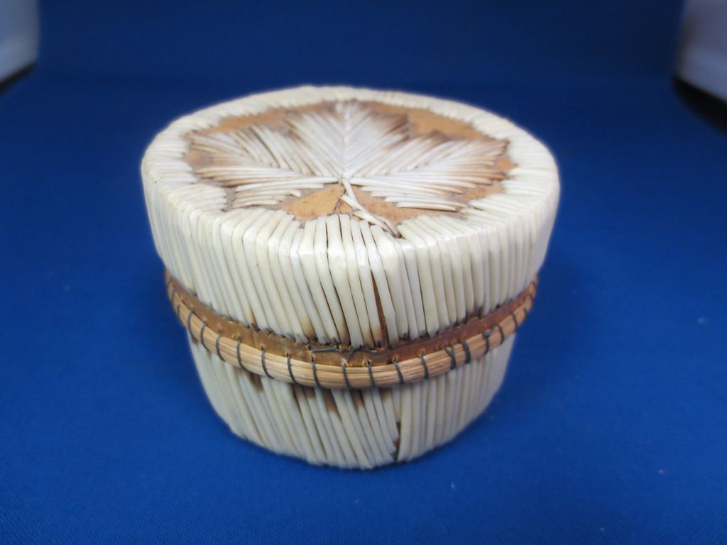 Six Nations Porcupine Quill Jewelry or Trinket Box Six Nations Porcupine Quill Jewelry or Trinket Box