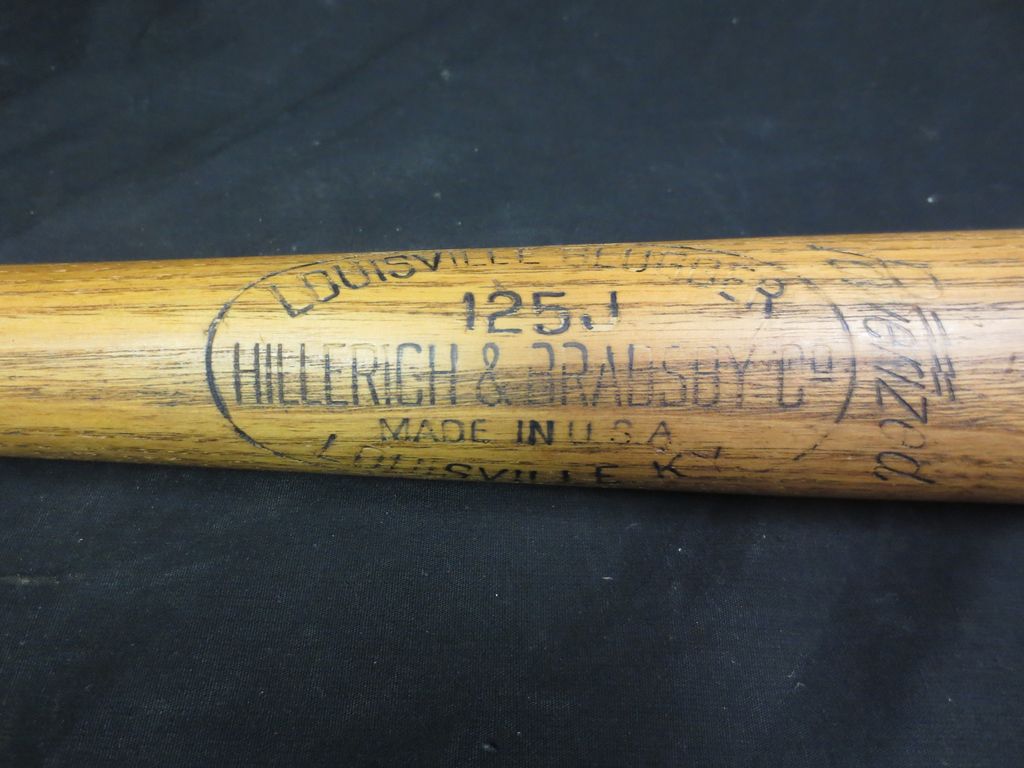 1950's Joe Dimaggio Louisville Slugger L.L. Decal Baseball Bat 1950's Joe Dimaggio Louisville Slugger L.L. Decal Baseball Bat