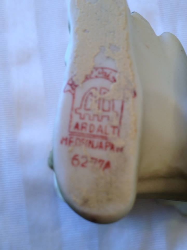 Ardalt Bisque Cherub Vase Ardalt Bisque Cherub Vase