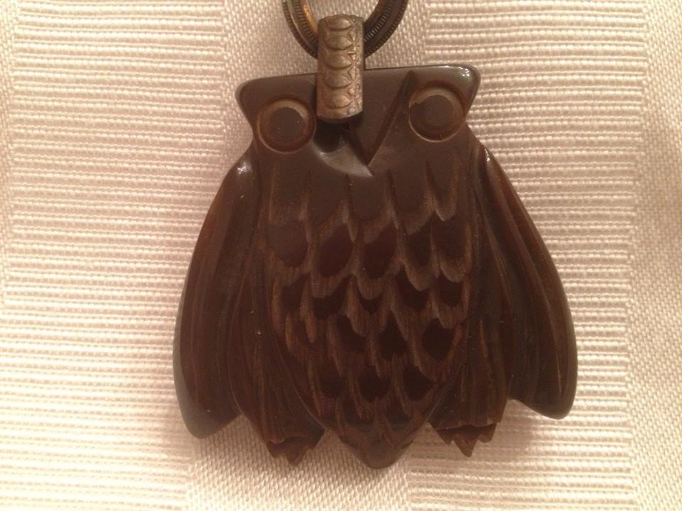 Bakelite Owl Cape Clasp Bakelite Owl Cape Clasp