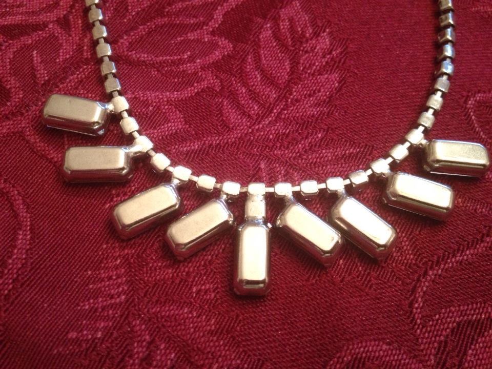 Weiss Rhinestone Necklace Featuring Emerald-Cut Rhinestones Weiss Rhinestone Necklace Featuring Emerald-Cut Rhinestones