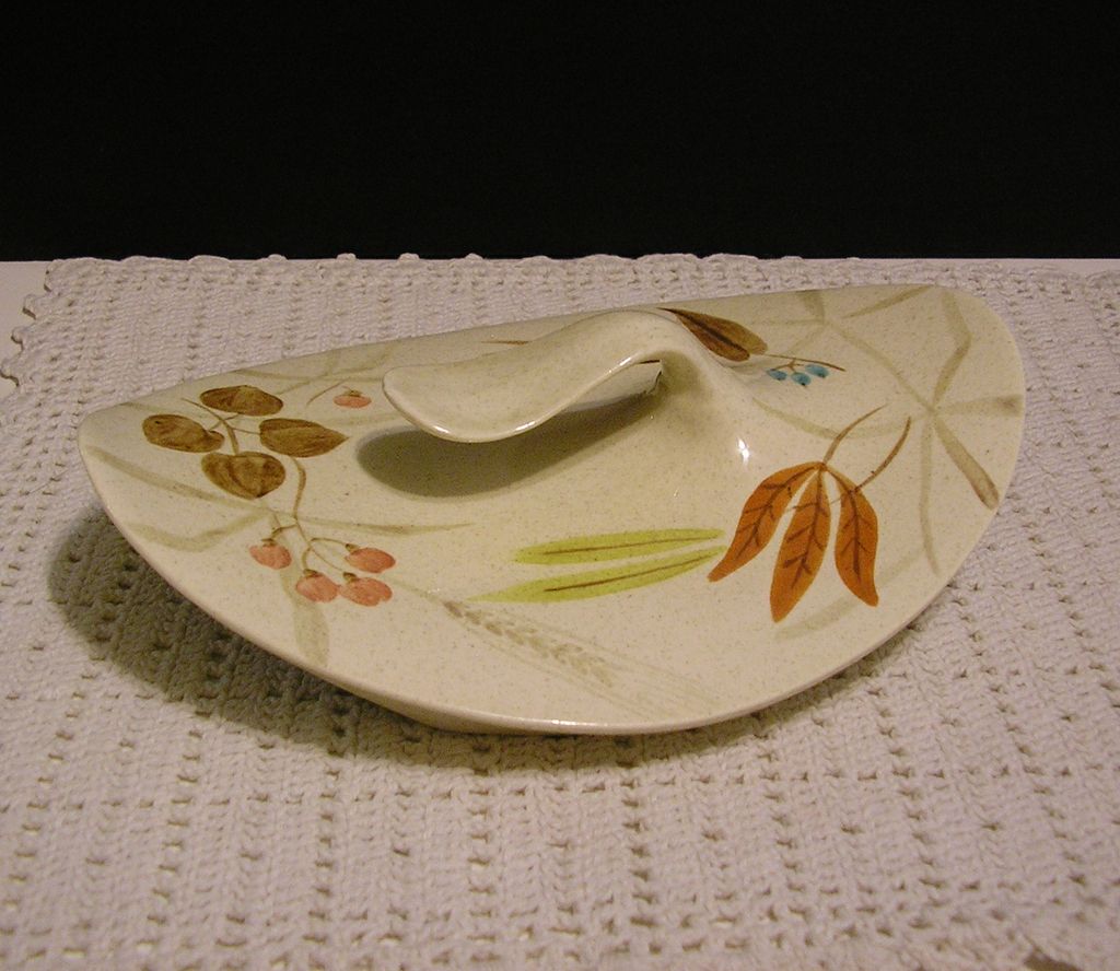 Red Wing Pottery Random Harvest Casserole Replacement Lid Red Wing Pottery Random Harvest Casserole Replacement Lid