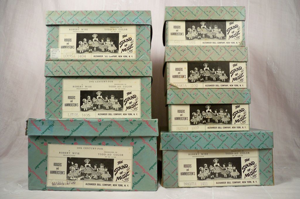Mint 60s Sound of Music Madame Alexanders, Tagged Wrists / Outfits, Boxes / Inserts Mint 60s Sound of Music Madame Alexanders, Tagged Wrists / Outfits, Boxes / Inserts