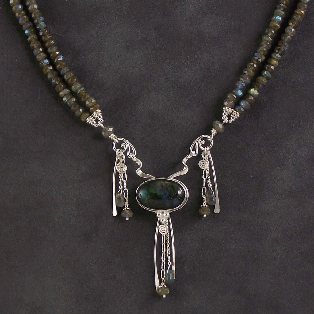 Sterling silver and labradorite necklace Sterling silver and labradorite necklace