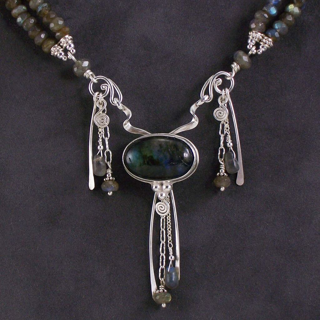 Sterling silver and labradorite necklace Sterling silver and labradorite necklace