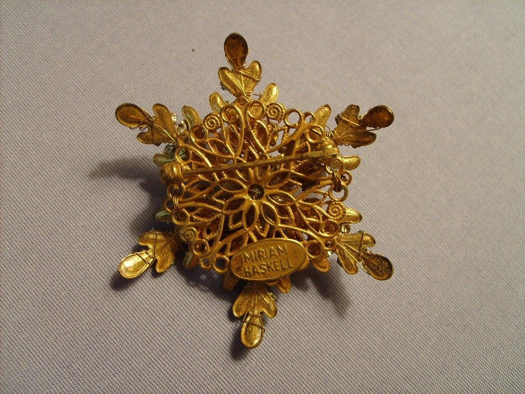Miriam Haskell Star Brooch Pin Rhinestone Baroque Signed Miriam Haskell Star Brooch Pin Rhinestone Baroque Signed