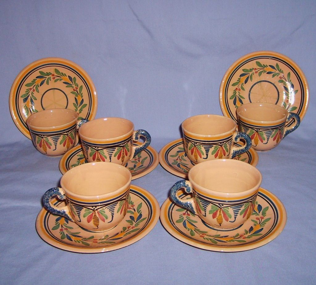 Henriot Quimper Tea/Coffee Pot Set Sugar 6 Cups & Saucers French Faience Mid 20thC Henriot Quimper Tea/Coffee Pot Set Sugar 6 Cups & Saucers French Faience Mid 20thC