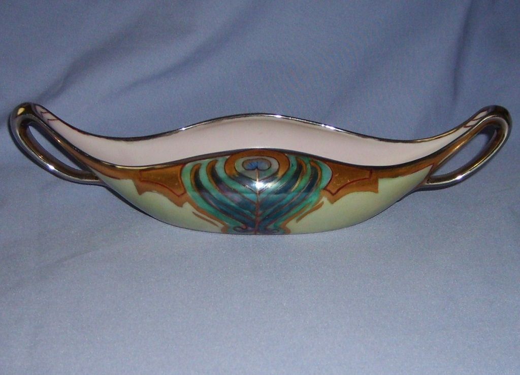 T&V Limoges Luster Bowl Handpainted France Artist Signed Warren T&V Limoges Luster Bowl Handpainted France Artist Signed Warren