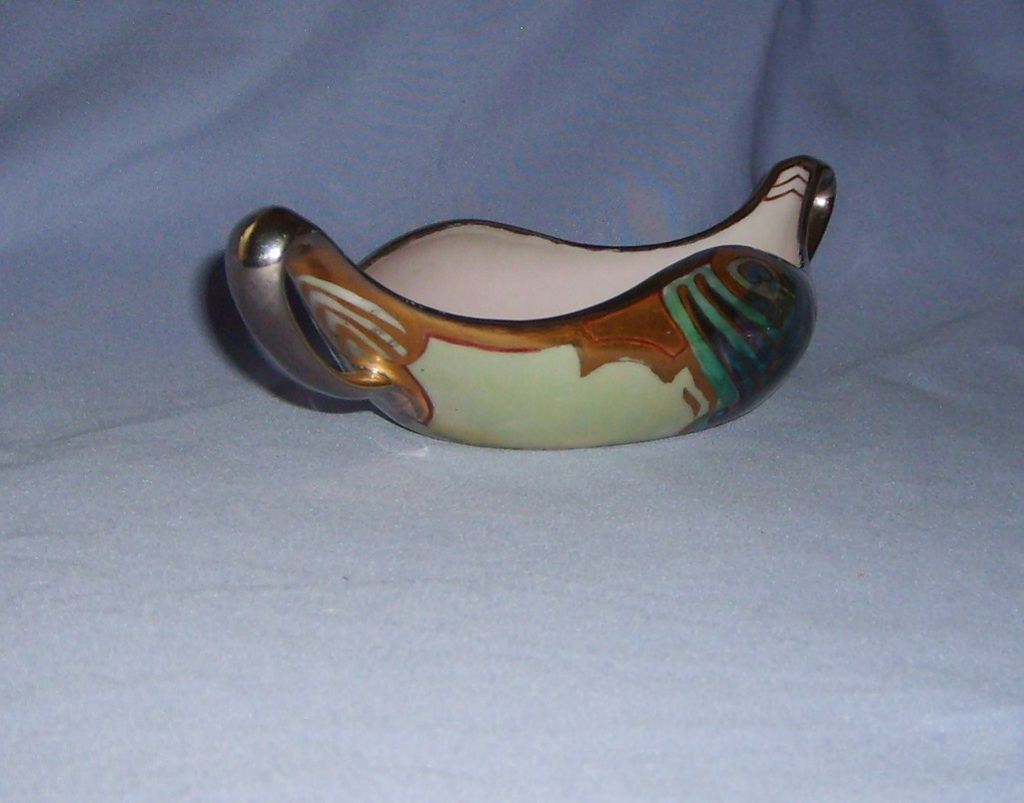 T&V Limoges Luster Bowl Handpainted France Artist Signed Warren T&V Limoges Luster Bowl Handpainted France Artist Signed Warren