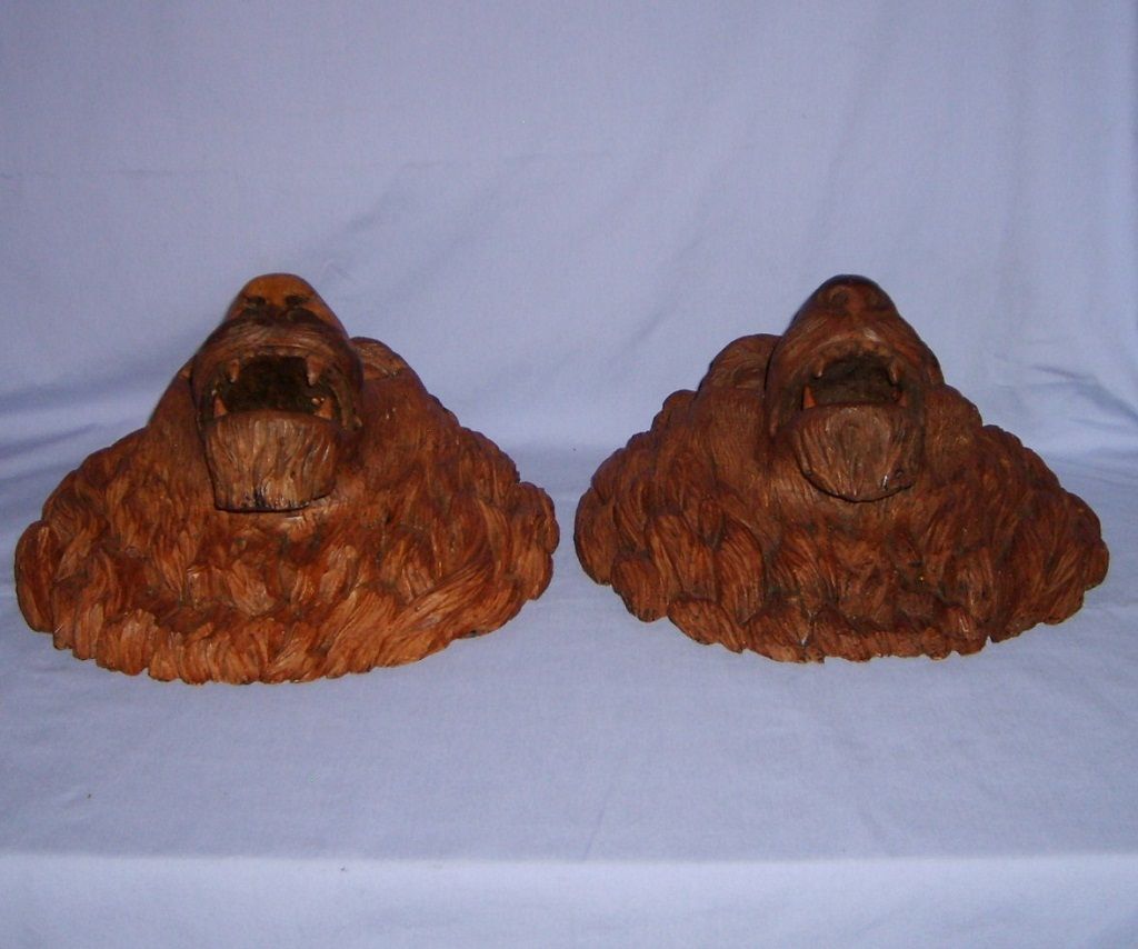 PAIR 19th Century Carved Oak Wood Lion Heads Sculpture Antique European PAIR 19th Century Carved Oak Wood Lion Heads Sculpture Antique European