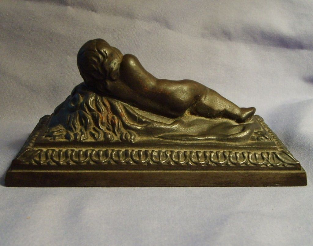 19th Century Putti Cherub Child Reclining On Lion Bronzed Metal Sculpture 19th Century Putti Cherub Child Reclining On Lion Bronzed Metal Sculpture