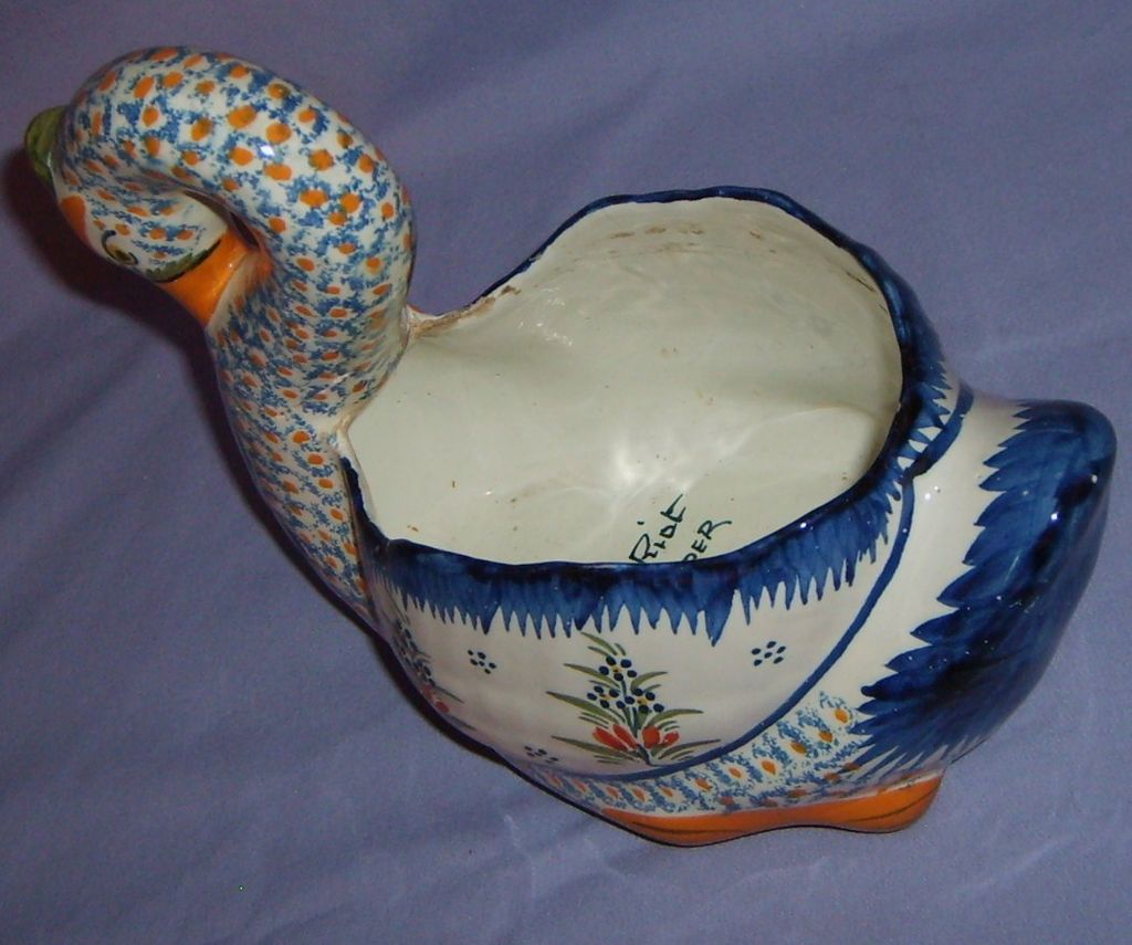 HenRiot Quimper France Large Swan Vintage #965 Breton hand painted HenRiot Quimper France Large Swan Vintage #965 Breton hand painted