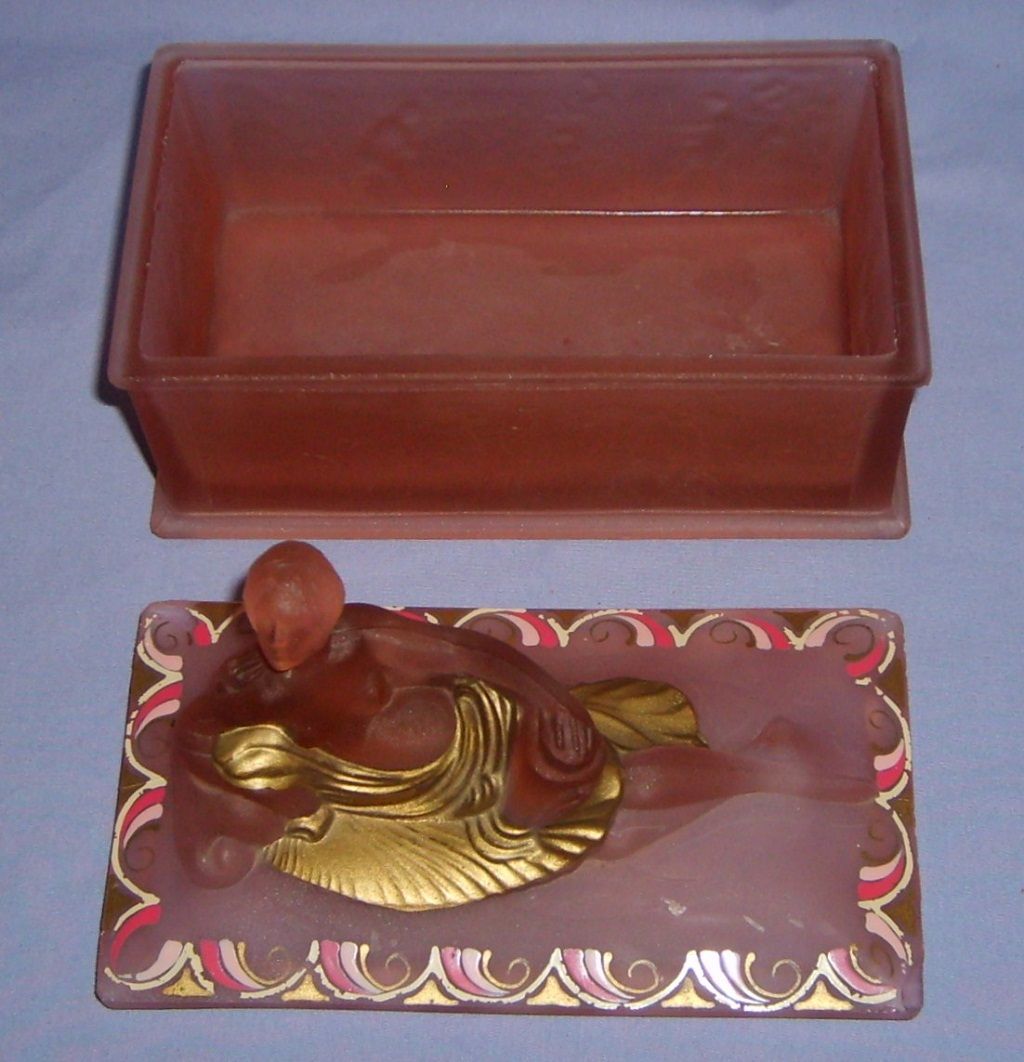 Art Deco Pink Satin Glass Tiffin Lady Dresser Box Sports Powder Jar Frosted Art Deco Pink Satin Glass Tiffin Lady Dresser Box Sports Powder Jar Frosted