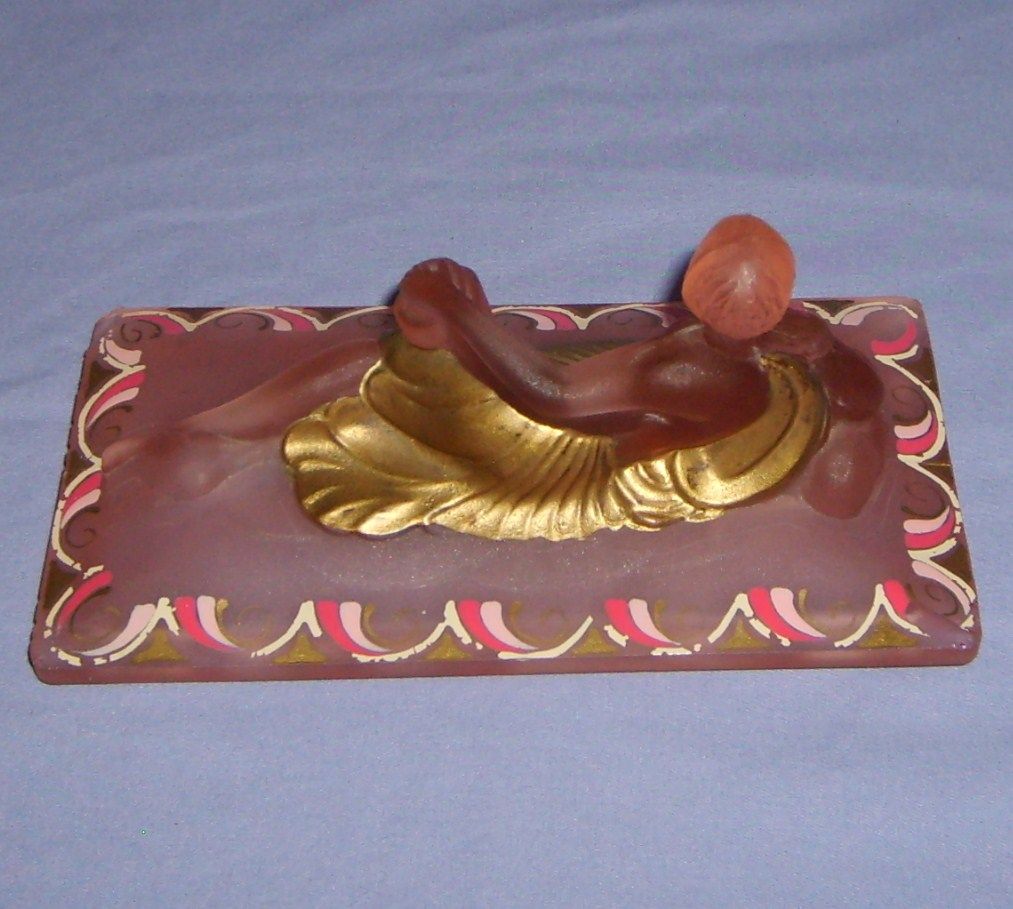 Art Deco Pink Satin Glass Tiffin Lady Dresser Box Sports Powder Jar Frosted Art Deco Pink Satin Glass Tiffin Lady Dresser Box Sports Powder Jar Frosted