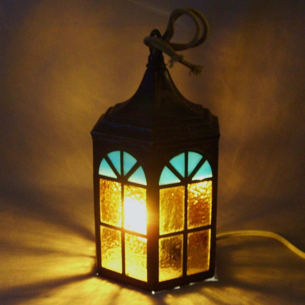 Antique Arts & Crafts Pair Hanging Lamps Slag Glass Petit Antique Arts & Crafts Pair Hanging Lamps Slag Glass Petit