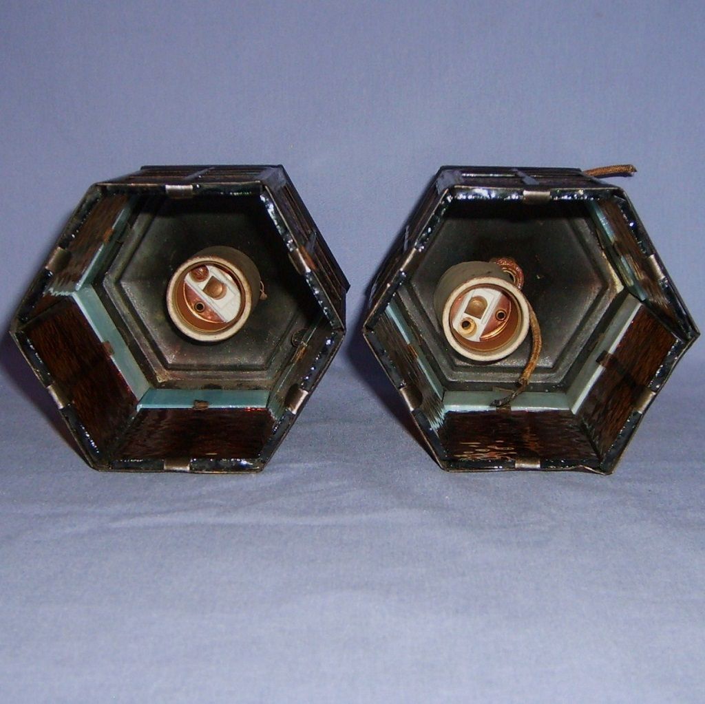 Antique Arts & Crafts Pair Hanging Lamps Slag Glass Petit Antique Arts & Crafts Pair Hanging Lamps Slag Glass Petit