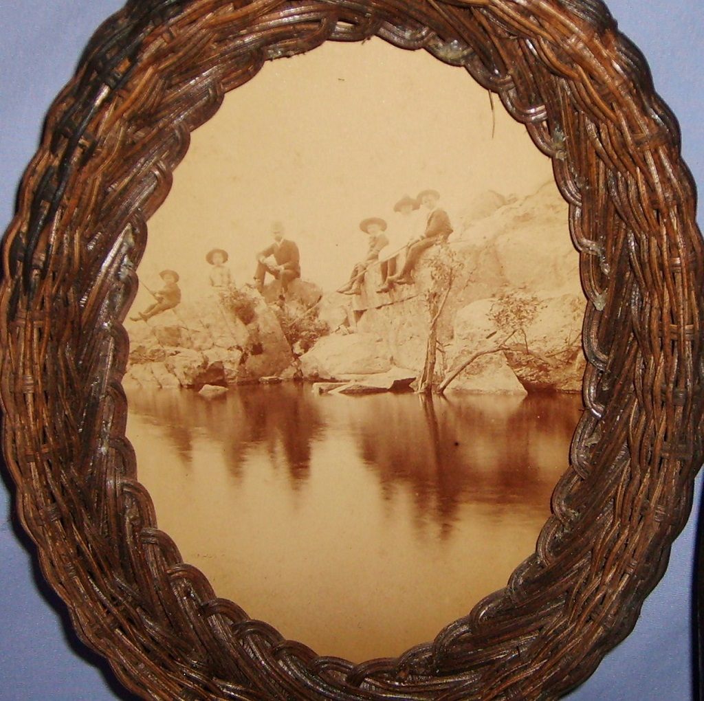 Antique Victorian Woven Wicker Picture Frame Double Large Sepia Photos Antique Victorian Woven Wicker Picture Frame Double Large Sepia Photos