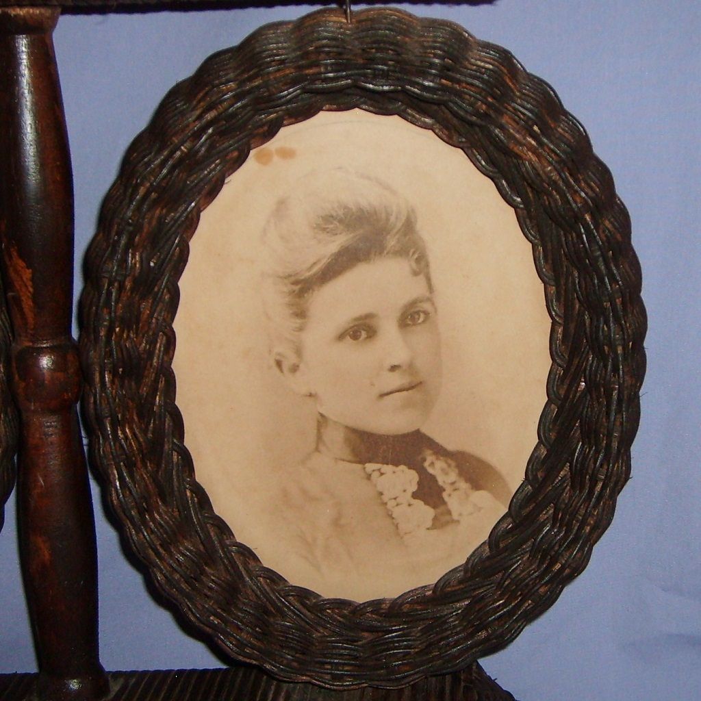 Antique Victorian Woven Wicker Picture Frame Double Large Sepia Photos Antique Victorian Woven Wicker Picture Frame Double Large Sepia Photos