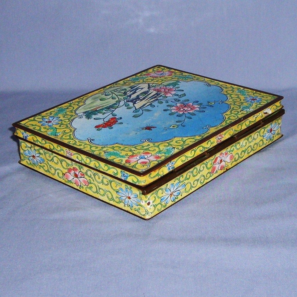 Chinese Canton Enamel Box Peonies & Bee Cloisonne Vintage Chinese Canton Enamel Box Peonies & Bee Cloisonne Vintage