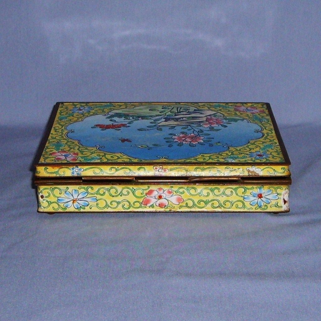 Chinese Canton Enamel Box Peonies & Bee Cloisonne Vintage Chinese Canton Enamel Box Peonies & Bee Cloisonne Vintage