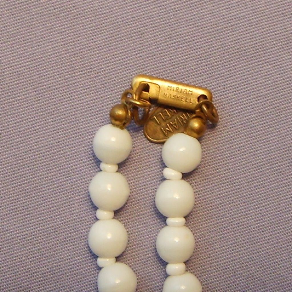 Signed Miriam Haskell Milk Glass Necklace Hand-painted 1969 Signed Miriam Haskell Milk Glass Necklace Hand-painted 1969