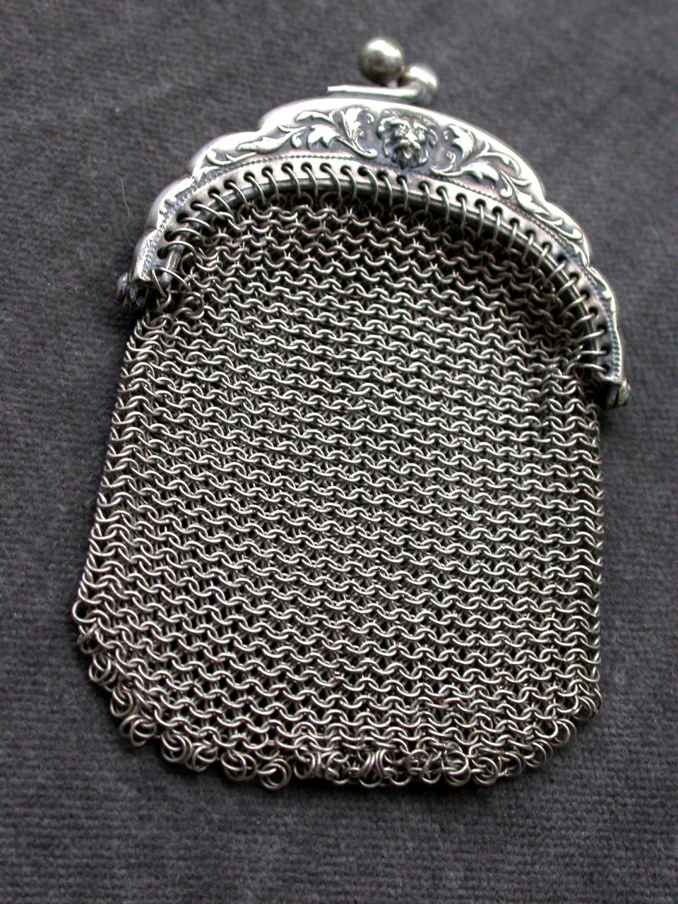 French antique Art Nouveau 800 Silver Mesh Mistletoe Purse with lion head French antique Art Nouveau 800 Silver Mesh Mistletoe Purse with lion head