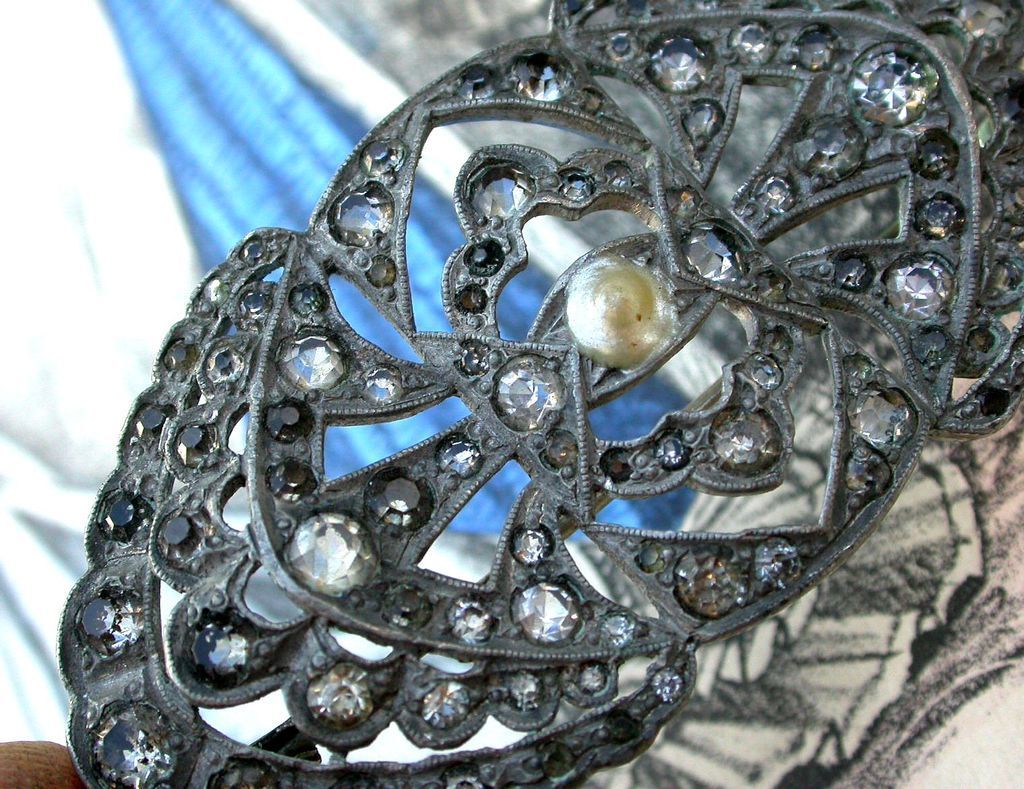 French vintage art deco 1920s pendant brooch gold fill star brooch with white seed cultured pearl stamped French vintage art deco 1920s pendant brooch gold fill star brooch with white seed cultured pearl stamped
