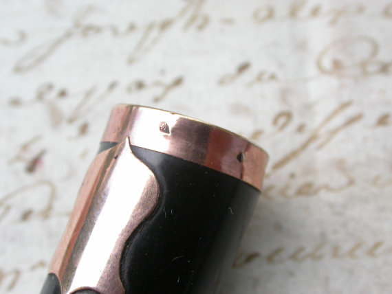 Antique french amber solid gold pink gold 18k cigarette holder coat of arms leather box Antique french amber solid gold pink gold 18k cigarette holder coat of arms leather box