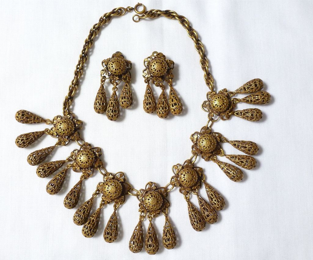 Beautiful vintage Joseff of Hollywood FILIGREE dangle Necklace/Earring Set Beautiful vintage Joseff of Hollywood FILIGREE dangle Necklace/Earring Set