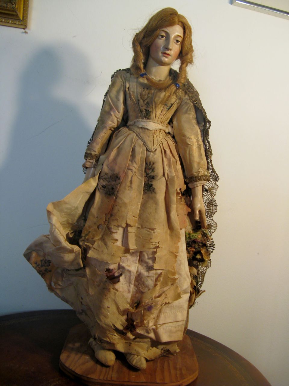 NEAPOLITAN Painted Female Gesso And Wood CRECHE Figure 20" NEAPOLITAN Painted Female Gesso And Wood CRECHE Figure 20"