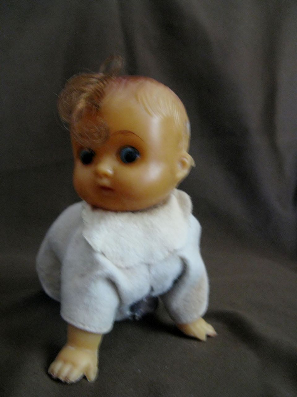 Vintage Wind-Up Crawling Vinyl Baby Vintage Wind-Up Crawling Vinyl Baby