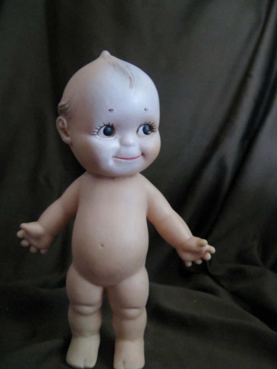 Cameo 7 1/2" Vintage Kewpie Cameo 7 1/2" Vintage Kewpie