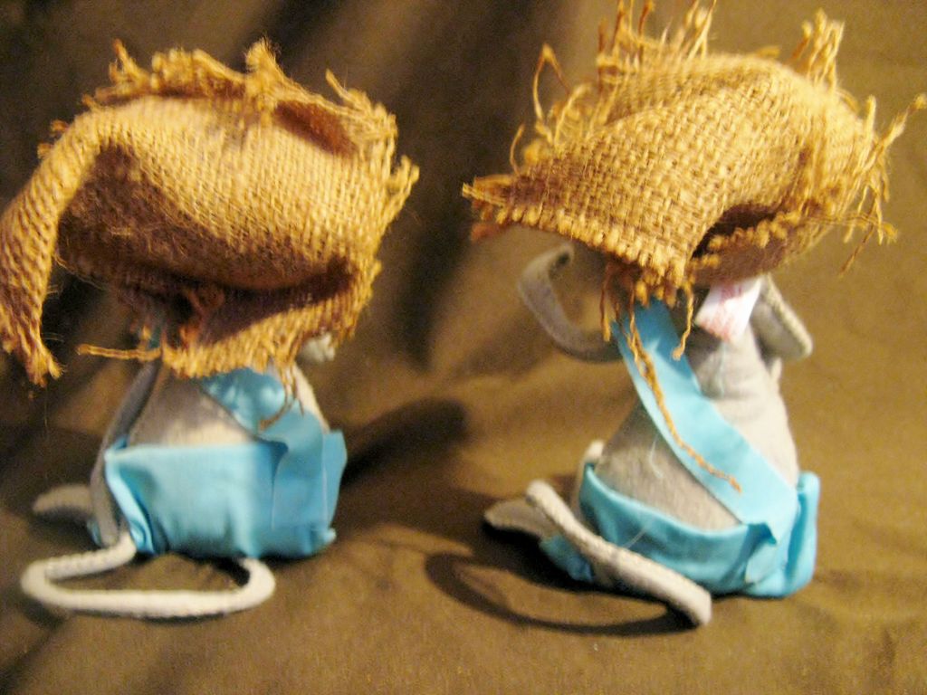 2 Vintage Annalee Mobilitee Collectible Mice 1970 2 Vintage Annalee Mobilitee Collectible Mice 1970
