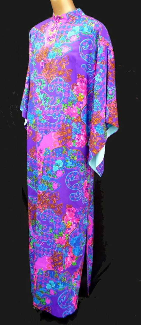 Vintage 60s Hawaiian Dress Caftan Pake Muu in Cotton Barkcloth by Designer Waltah Clarke - Size L to XL Vintage 60s Hawaiian Dress Caftan Pake Muu in Cotton Barkcloth by Designer Waltah Clarke - Size L to XL