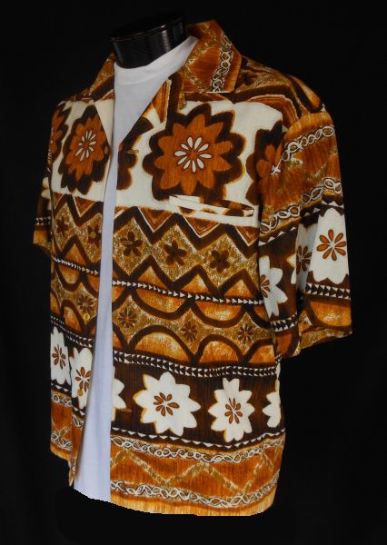 Vintage 60s Mens Hawaiian Shirt - Tiki Tapa Horizontal Print Cotton Barkcloth Shirt by Liberty House Hawaii - Size M Vintage 60s Mens Hawaiian Shirt - Tiki Tapa Horizontal Print Cotton Barkcloth Shirt by Liberty House Hawaii - Size M