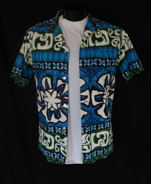 Vintage 60s Mens Hawaiian Shirt with Looped Collar - Tiki Tapa Horizontal Print Cotton Shirt by Reef Hawaii - Size M Vintage 60s Mens Hawaiian Shirt with Looped Collar - Tiki Tapa Horizontal Print Cotton Shirt by Reef Hawaii - Size M