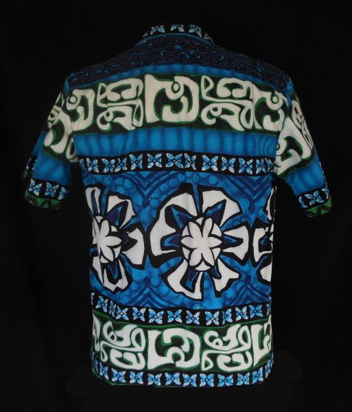 Vintage 60s Mens Hawaiian Shirt with Looped Collar - Tiki Tapa Horizontal Print Cotton Shirt by Reef Hawaii - Size M Vintage 60s Mens Hawaiian Shirt with Looped Collar - Tiki Tapa Horizontal Print Cotton Shirt by Reef Hawaii - Size M
