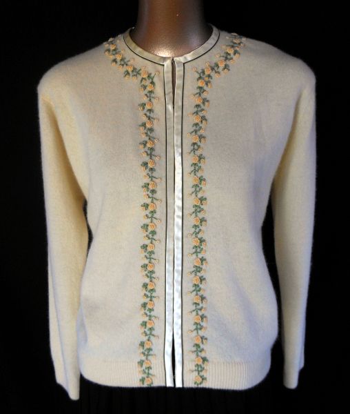 Vintage 50s Pale Yellow Cashmere Cardigan Sweater with Hand Embroidered 3-D Roses - Made in Hong Kong - Size M Vintage 50s Pale Yellow Cashmere Cardigan Sweater with Hand Embroidered 3-D Roses - Made in Hong Kong - Size M