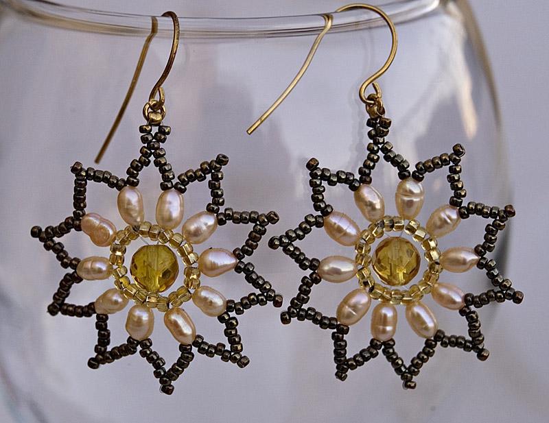 Citrine and cultured pearls star shaped earrings Citrine and cultured pearls star shaped earrings