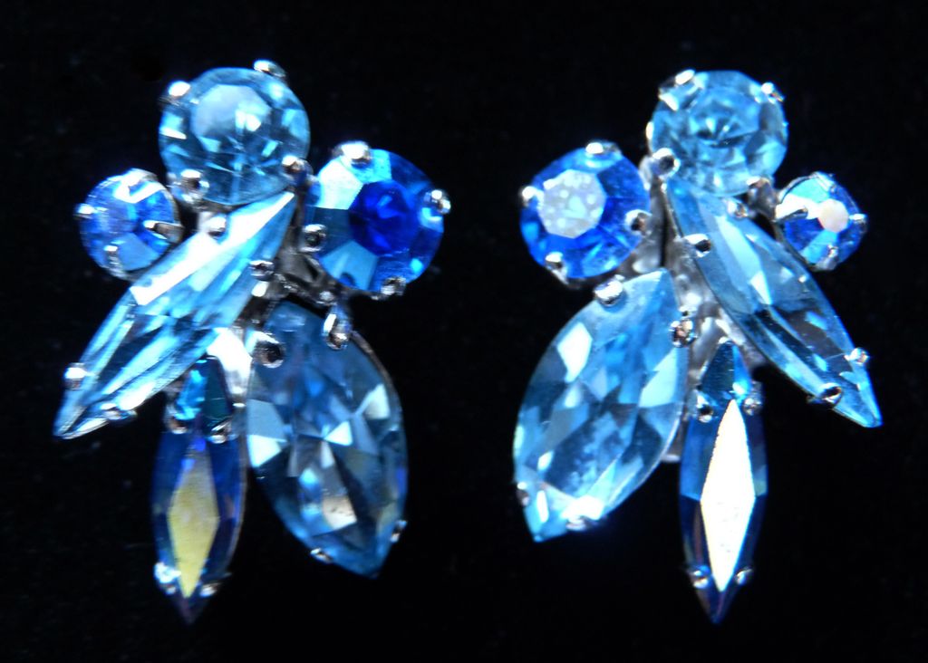 Pretty Blues Signed Sherman Earrings. Pretty Blues Signed Sherman Earrings.