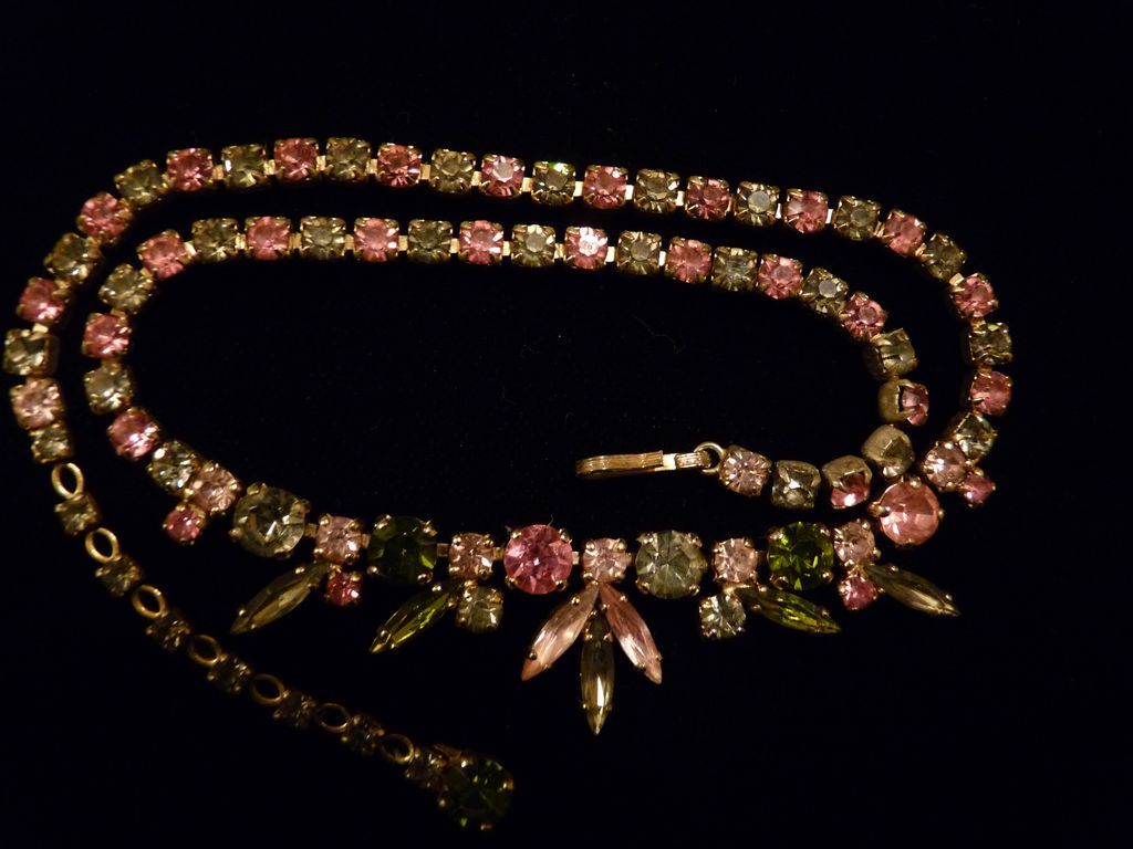 Olive, Pink and Grey Signed Sherman Necklace. Olive, Pink and Grey Signed Sherman Necklace.