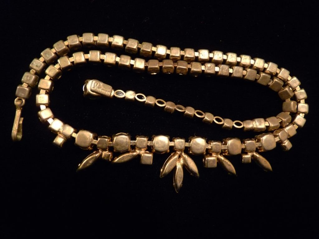 Olive, Pink and Grey Signed Sherman Necklace. Olive, Pink and Grey Signed Sherman Necklace.